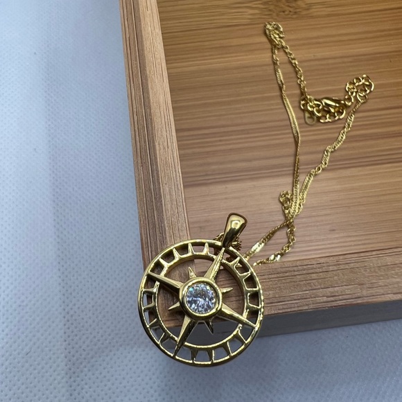 18K Plated Nautical Compass Pendent - Picture 2 of 6